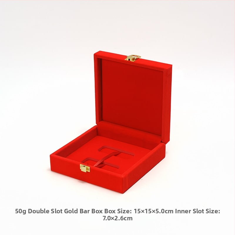 Drvena kutija za nakit s flokiranim unutrašnjim dijelom