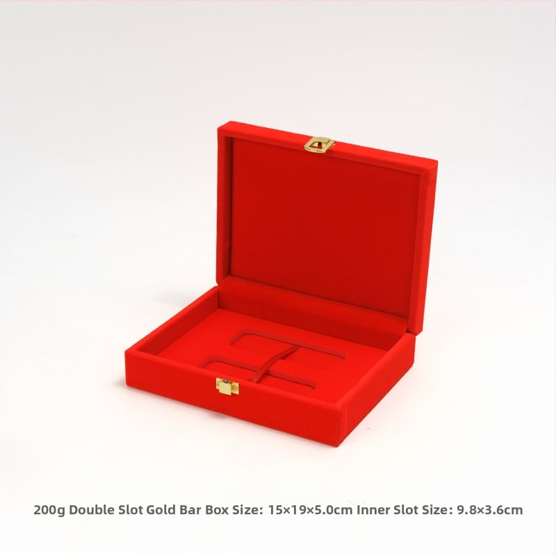 Drvena kutija za nakit s flokiranim unutrašnjim dijelom