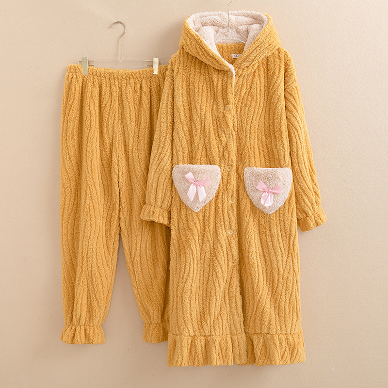 Ženski plišani pižamski set – Jacquard stil koledž, debljina 251–300 g/m², Poliester 90–95%, gornji dio s dugim rukavima i hlače