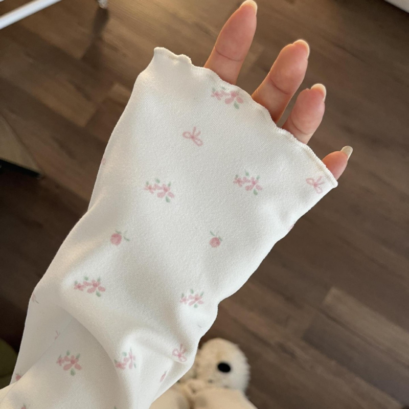 Lányoknak virágos Derong pizsama, melegítő, hosszú ujjú felső és hosszú nadrág, akril anyag, 201-250 g/m², tél 2025