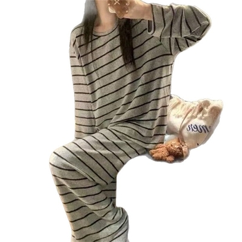 Női Derong velúr pizsama szett, csíkos, laza szabású, kerek nyakú hosszúujjú felső és nadrág, vast anyag, 201–250 g/m²