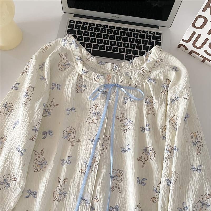 Set pidžama od cloud pamuka sa slatkim printom zeca, zaobljenim izrezom, dugim rukavima i hlačama, lagani materijal 121–140 g/m², pogodno za proljeće i jesen
