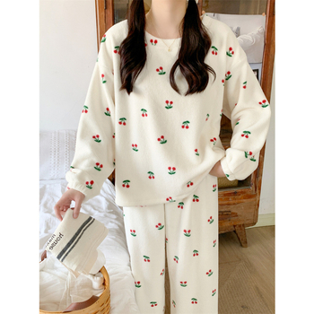 Pidžama set, gusta flanela, minimalisticki odvojeni stil, okrugli vrat, dugi rukav, dugi hlače, zima 2025