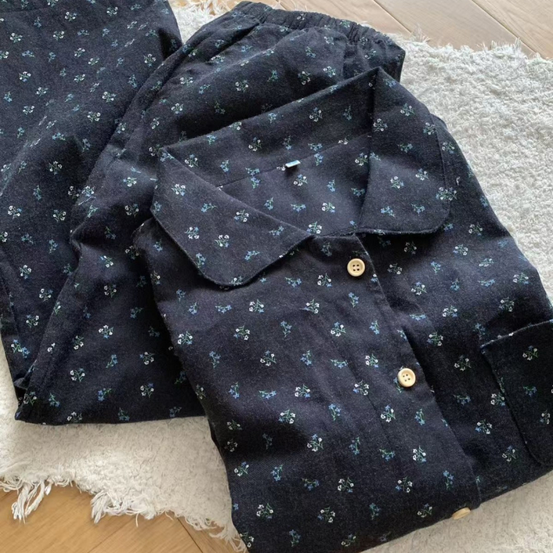 Pamukasti set pidžama s florálnim uzorkom, frotirani završni sloj, dugi rukavi i hlače