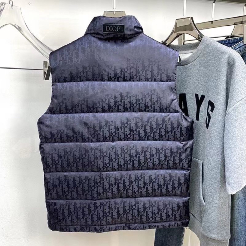 Férfi tollmellény álló gallérral és cipzárral, 250 g libatollal töltve, jacquard pamut-polieteszter anyag, vastagított, epaulette részletek