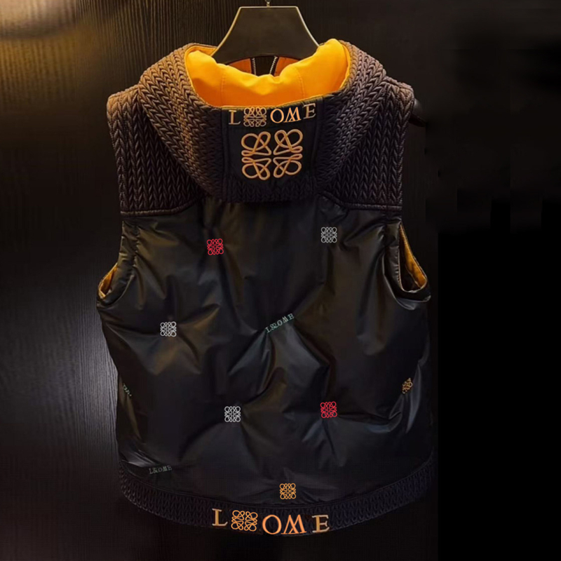 Vesta masculină cu puf, glugă, de înaltă calitate europeană, umplutură 70–90 g, 85–90% puf de rață, țesătură din polipropilenă, Iarnă 2025