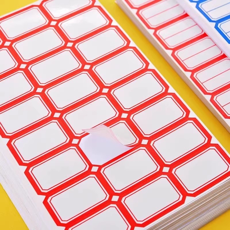 Etichete autocolante pentru preț și nume, dreptunghiulare, cod produs 913, material: hârtie specială autoadezivă, adeziv topit la cald, cu hârtie de susținere.