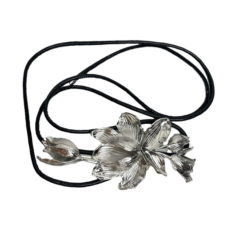 Ženski kaiš za struk s dekorativnim cvijetom, retro stil, tanak kaiš od umjetne kože, kopča od legiranog metala s glatkim zatvaranjem, širina ispod 2 cm, INSHOP, proljeće 2024, osobni trend