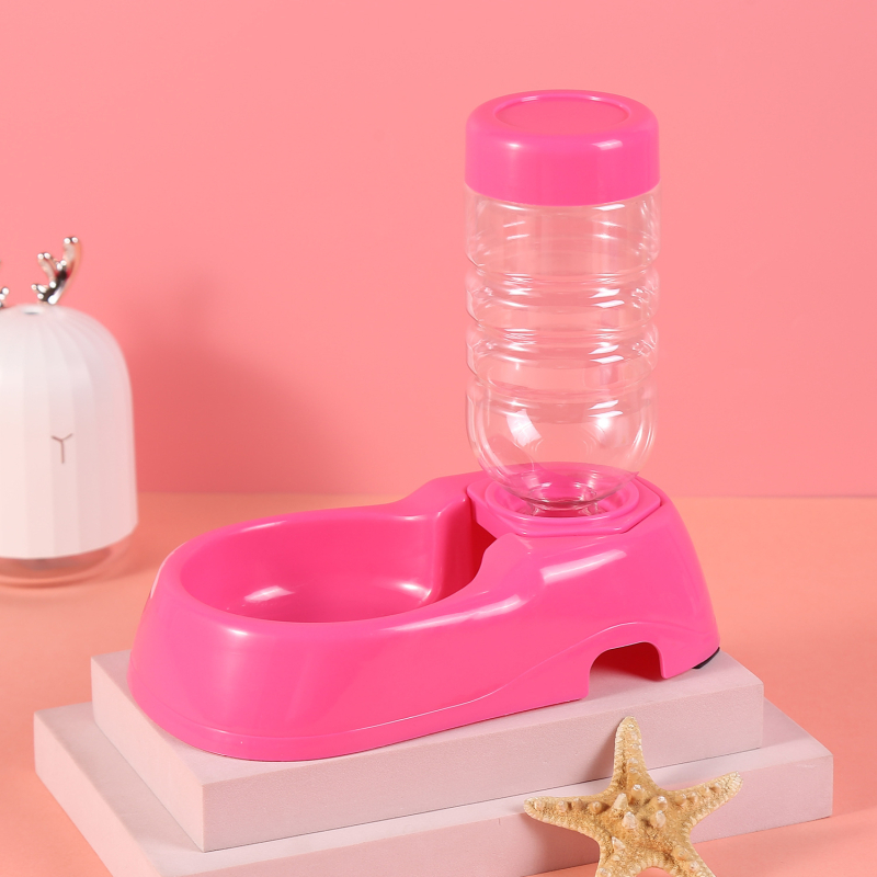 Sticlă de apă pentru animale de companie cu bază și distribuție automată a apei (Material: Plastic; Distribuire automată a apei: Da; Potrivit pentru pisici; Ambalare: 60 buc.)