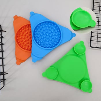 Τριγωνικός σιλικόνης ματ για γλείψιμο κατοικίδιων με βεντούζες – αργή σίτιση για σκύλους (σετ 120) Μάρκα: Wang Xing Street