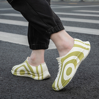 Kišna obuća za mlade, niskog kroja PVC gornji dio, plastična potplat, topla podstava od umjetne vune i kratkog umjetnog pliša, protuklizna
