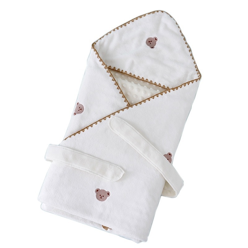 Одеяло за бебета и деца от млечен флис, бодирано, меко и плътно, 500–799 g, за възраст 1–3 години, пролет–есен, възможност за персонализация
