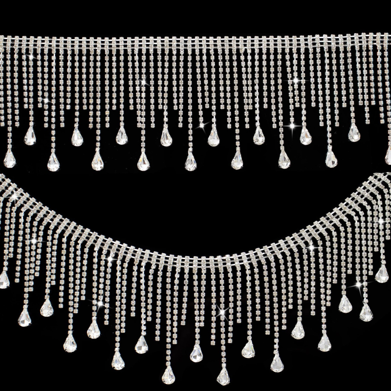 Lanac s rhinestones i resicama u kapljici, staklena ugradnja, kružni dijamantni uzorak, proljeće 2024