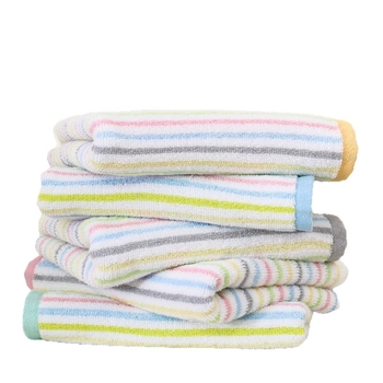 Uterak za lice od čistog pamuka, bez uvijanja, mekan i nježan prema koži, debela i upijajuća, 100–120 g