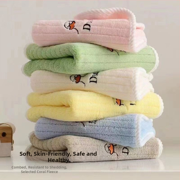 Dječji ručnik za lice, 100% pamuk, upijajući i mekan; težina 140–170 g; vezenje, tisak