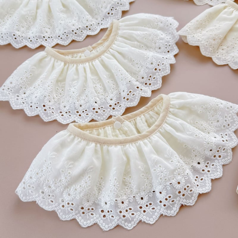 Nooibaby nyálkendő géz anyagból, csipkés szegéllyel, 95% pamut, lányoknak, 0–6 év