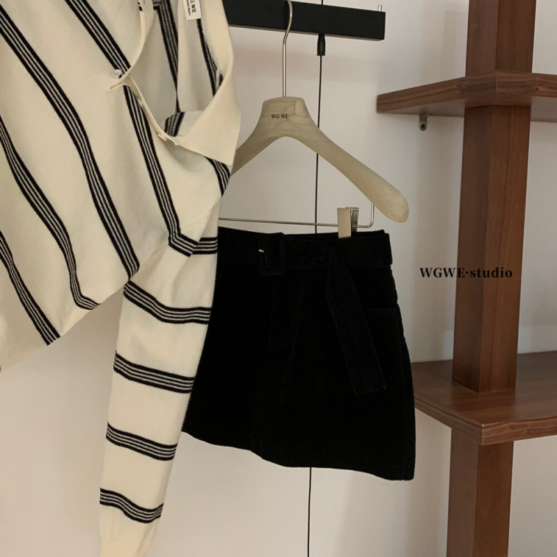 Corduroy suknja visokog struka s kaišem, mikroelastičnost, minimalistički stil japansko-korejskog ležernog stila