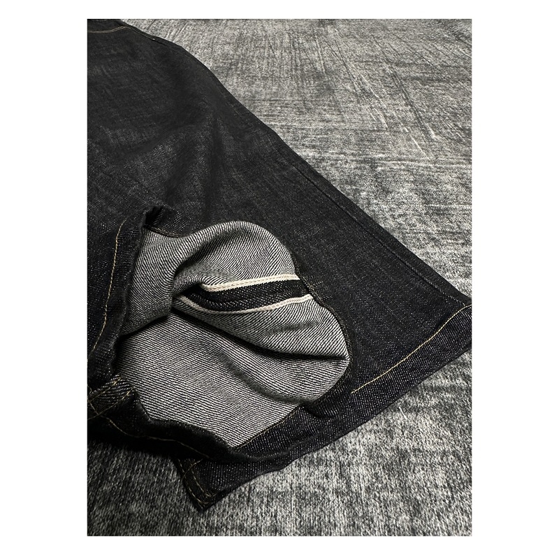 Traperice ravnog kroja, srednja talija, zip, denim 14.5oz s krznom zeca