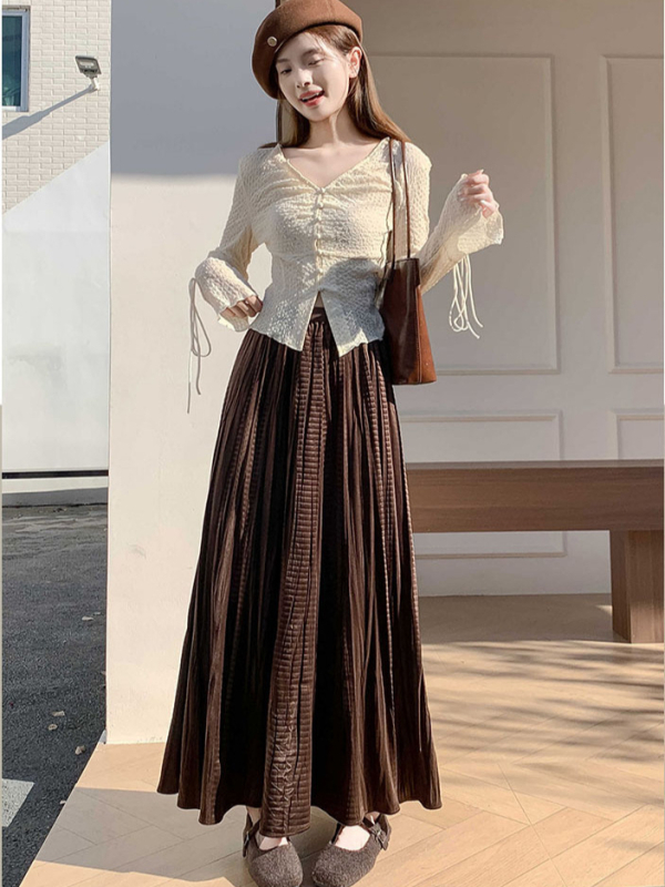 Fustă A-line din catifea, talie înaltă, plisată, 50–70% poliester, iarna 2025