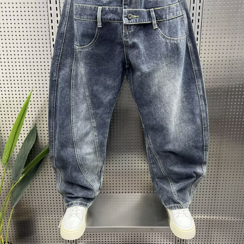 Muške traperice u američkom stilu s izblijedjelim vintage efektom, ravni kroj, visoki struk, zip, gusta tkanina, ručna obrada