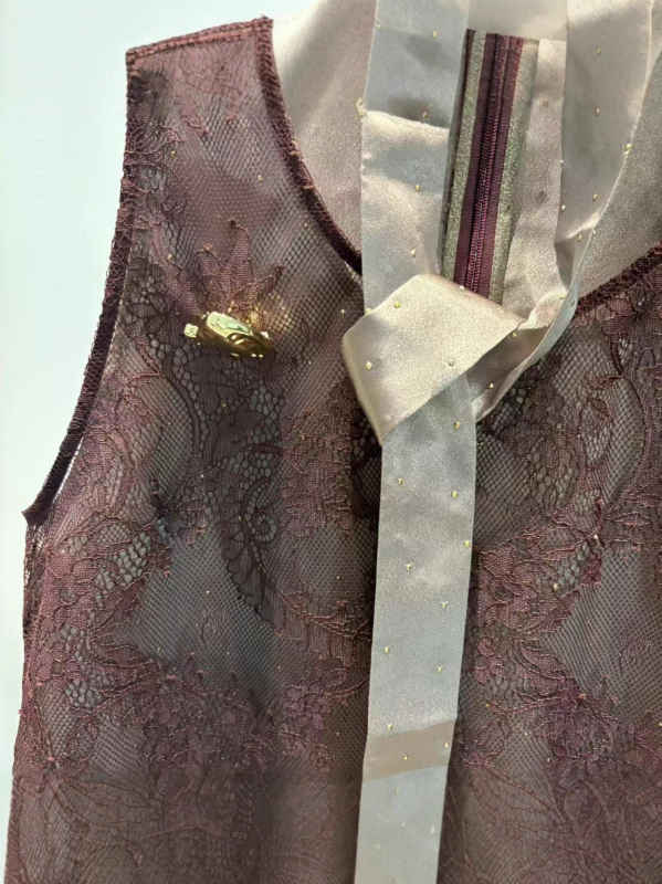 Bez rukava top od čipke s vrpcom i suknja od čipke s kristalima (Jesen 2025, srednja duljina, japansko-korejski ležerni stil, jednostavan stil, bez elastičnosti)