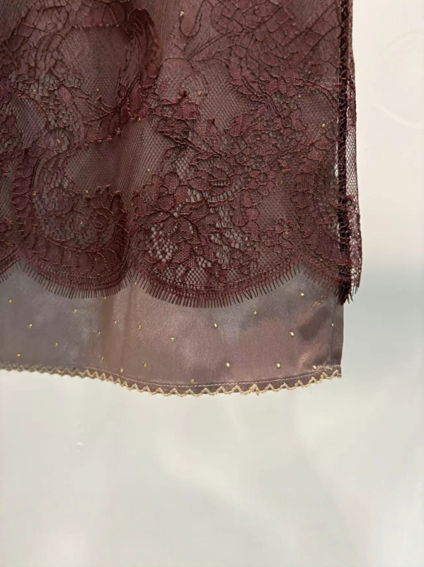 Bez rukava top od čipke s vrpcom i suknja od čipke s kristalima (Jesen 2025, srednja duljina, japansko-korejski ležerni stil, jednostavan stil, bez elastičnosti)