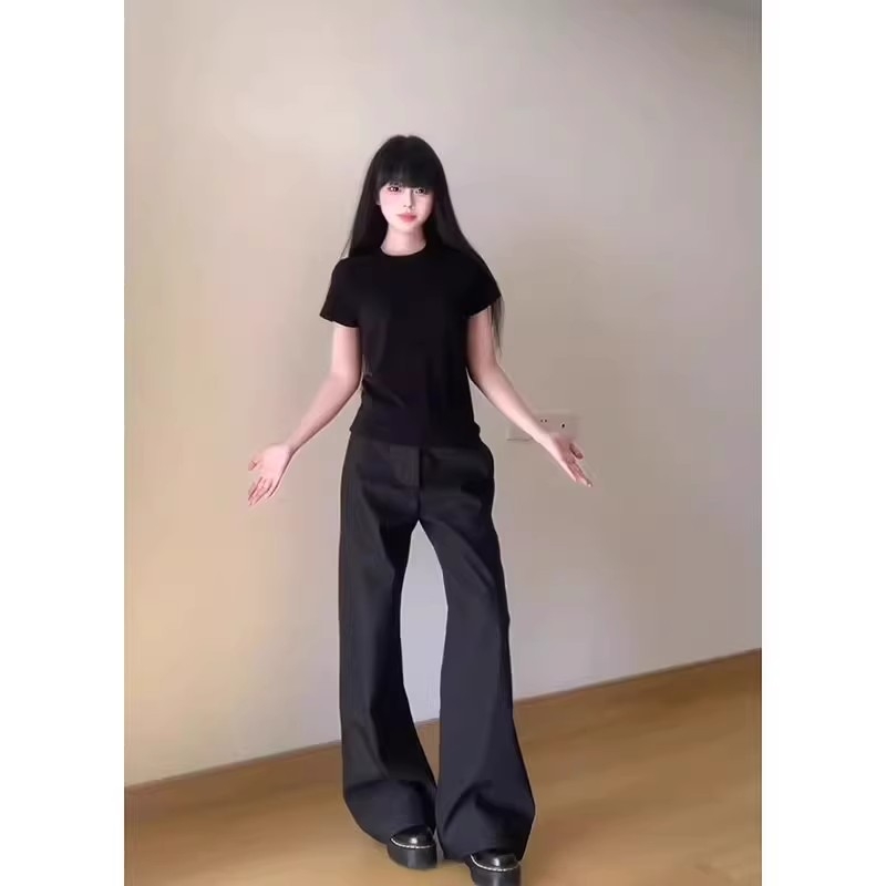 Muške hlače s mikroflare krojem, ravni kroj, poliester, jesen 2025, lagani poslovni stil
