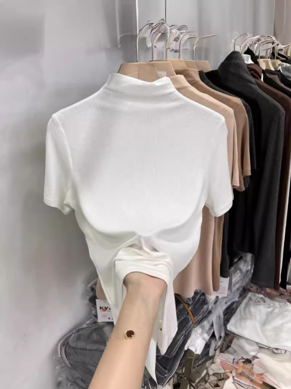Ženski modalni T-shirt kratkih rukava, uski kroj, mali turtle neck ovratnik, 30-50% spandex