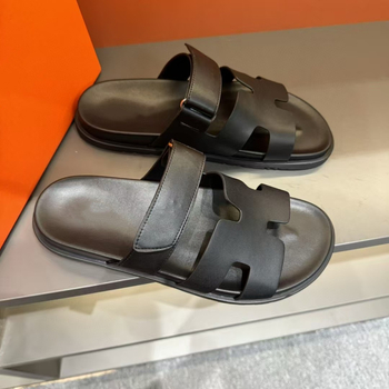 Férfi bőr szandál PU talppal, Velcro-zárás, lélegző, vízálló és csúszásmentes