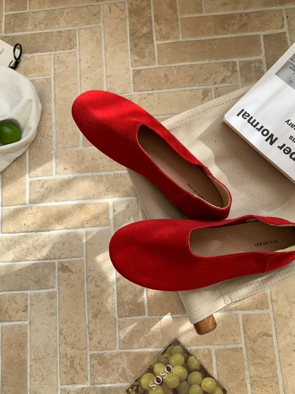 Ženske slip-on cipele s kružnim vrhom, PU gornji dio, gumeni potplat, niski dizajn