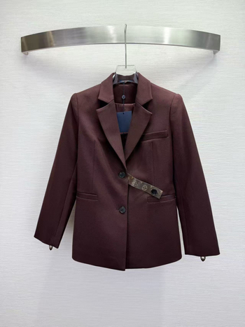 Žensko sako-kostim s logom na prsima, jednobrojna kopča, dva gumba, ovratnik sakoa, bez glačanja, 95% poliester