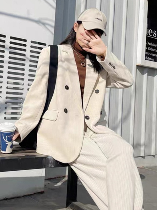 Ljubičasti corduroy ženski sako, jesen 2025, novi model, retro elegantan, opušten casual kroj