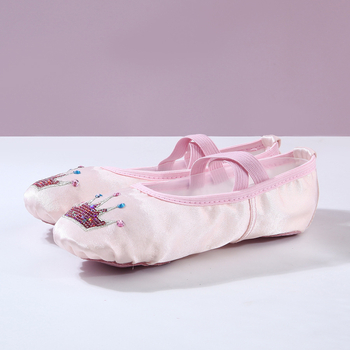 Dječje baletanke s mekanom potplatom, svilenim gornjim dijelom, kompozitnom potplatom