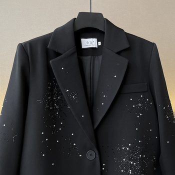 Žensko sako s rhinestones, dugi rukavi, ravni kroj, srednja duljina 50–65 cm, jednostruko kopčanje, poliester, jesen 2024