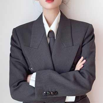 Ženski straight kostim set s plisiranom suknjom, sako s dvostrukim kopčanjem, poliester, proljeće 2025