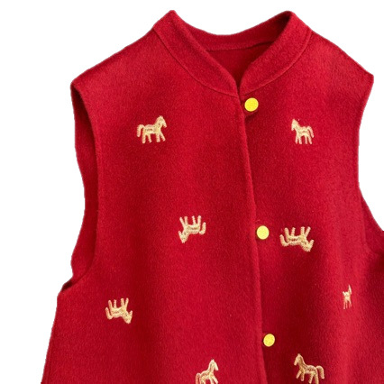 Ženska vesta u kineskom stilu sa stojećim ovratnikom, vuneni materijal s poliesterom, punjenje poliester-pamut, standardna dužina 50–65 cm, zima 2025