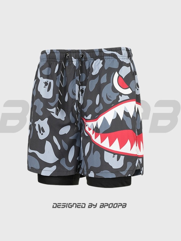 Muške kupaće hlače s maskirnim uzorkom Camo Shark – dvostruki sloj, brzo se suše, poliester materijal, podstava od najlona (90% poliester sadržaj)