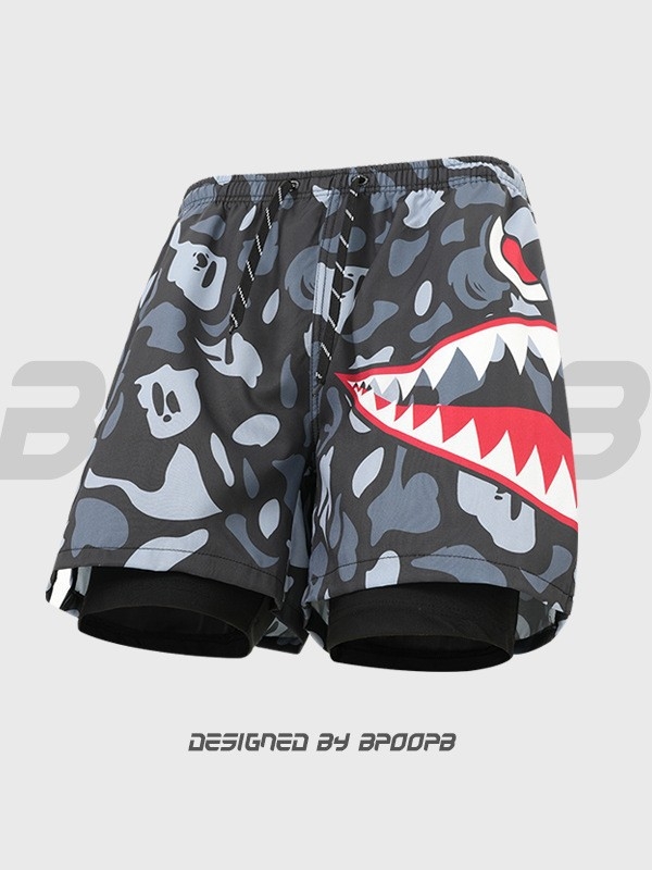 Muške kupaće hlače s maskirnim uzorkom Camo Shark – dvostruki sloj, brzo se suše, poliester materijal, podstava od najlona (90% poliester sadržaj)