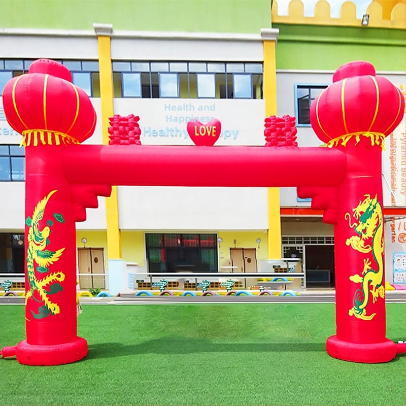 Arc de nuntă gonflabil pentru exterior, cu motiv Dragon și Fenix și curcubeu