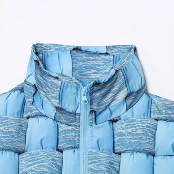 Ženska pamučna vesta s poliesterskim punilom i poliesterskim materijalom, stojeći ovratnik, zip, debeli, minimalistički stil, jesen 2025.