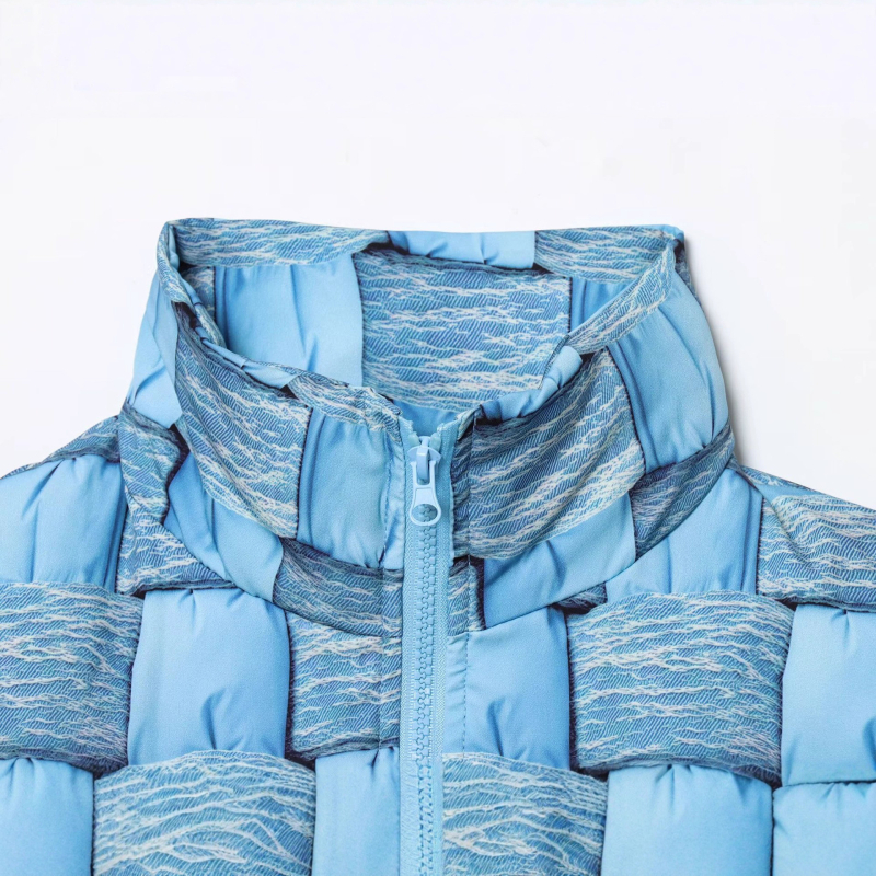 Ženska pamučna vesta s poliesterskim punilom i poliesterskim materijalom, stojeći ovratnik, zip, debeli, minimalistički stil, jesen 2025.