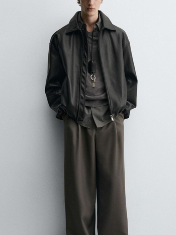 PU kožna jakna s reverom, zip zatvarač, slobodan kroj, više džepova