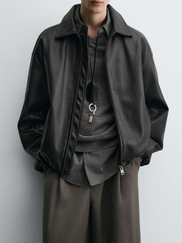 PU kožna jakna s reverom, zip zatvarač, slobodan kroj, više džepova