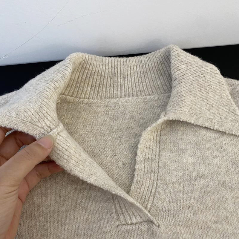 Džemper s reverom, slobodan kroj, dugi rukavi, jesen 2025, akril 30–50%