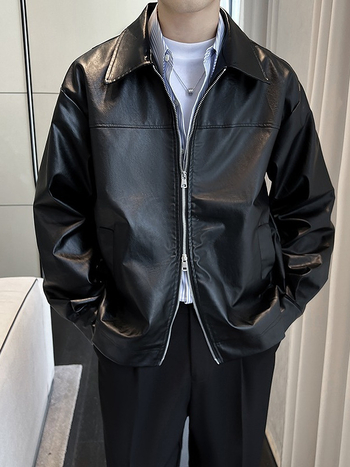 PU kožna jakna s dvostrukim zatvaračem i dizajnom podstavljenih ramena, muški vintage stil.