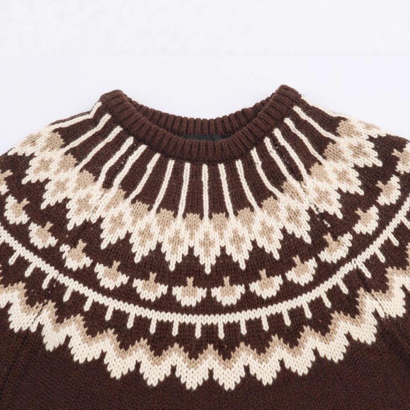 Jacquard pleteni pulover s kapuljom, poluturtleneck, 3/4 rukavi, kratka duljina, poliester-akrilna smjesa