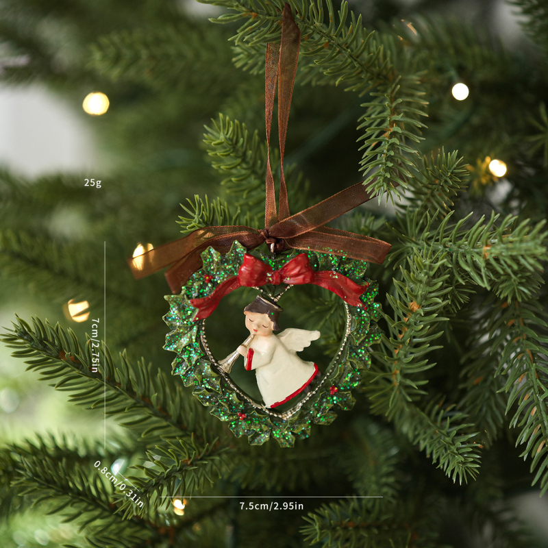 Висулка от смола за коледна украса в модерен минималистичен стил