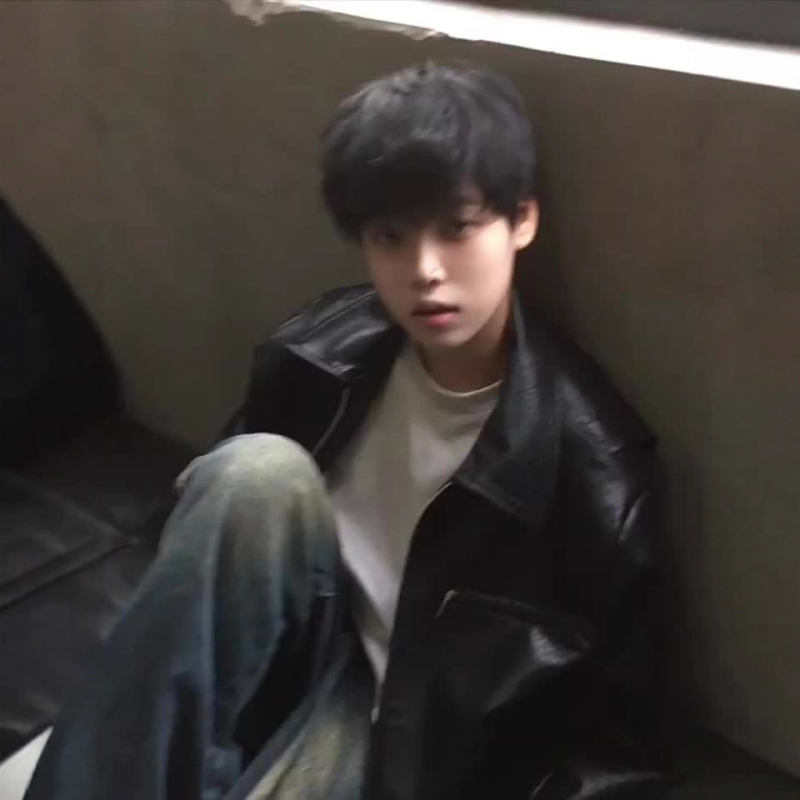 Muška PU kožna jakna za motocikle sa stojećim ovratnikom i zatvaračem (podstava od acetata; više džepova)