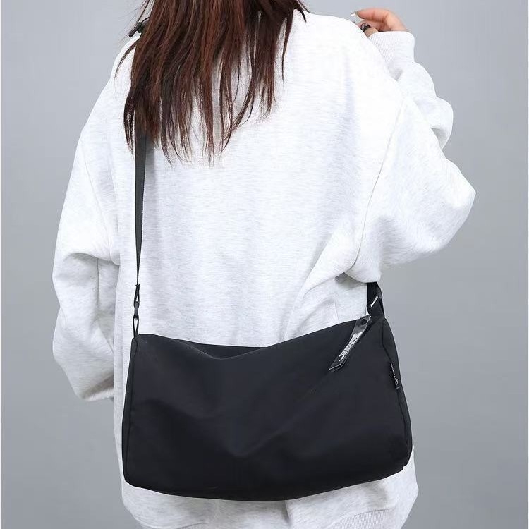 Geantă crossbody pentru yoga și călătorii – țesătură compozită, rezistentă la uzură, căptușeală din poliester, pentru sporturi în aer liber, model uniform