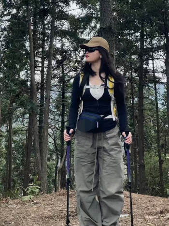 Geantă sport din nylon pentru exterior, cu design respirabil și impermeabil, căptușeală din poliester, model cu litere